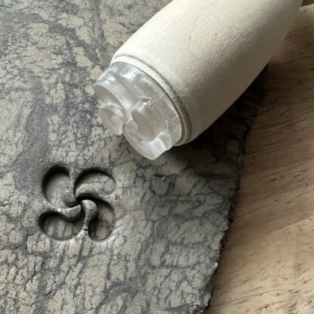 Basque cross Pottery Stamp