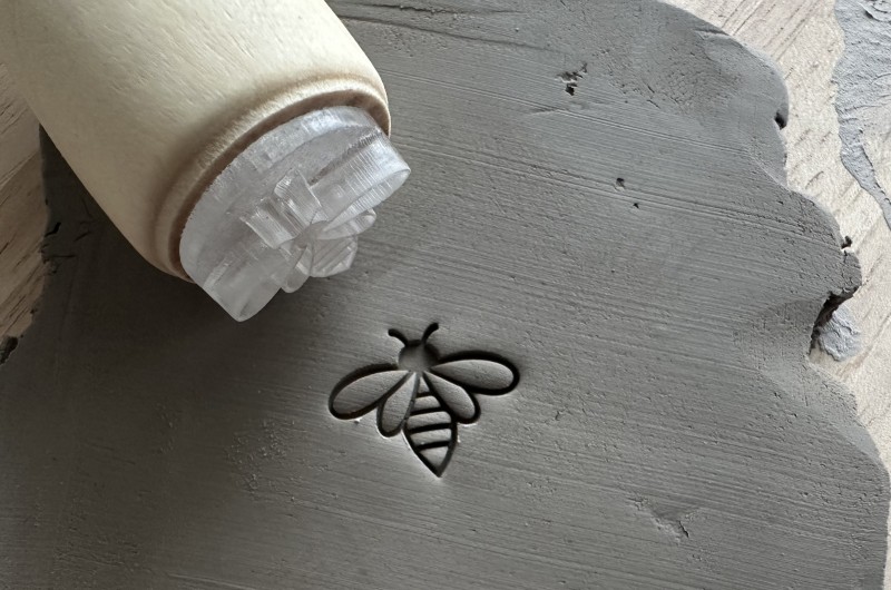 Little Bee Pottery Stamp