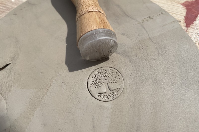Yggdrasil - Tree of Life Pottery StampCliquez pour utiliser cette solution
